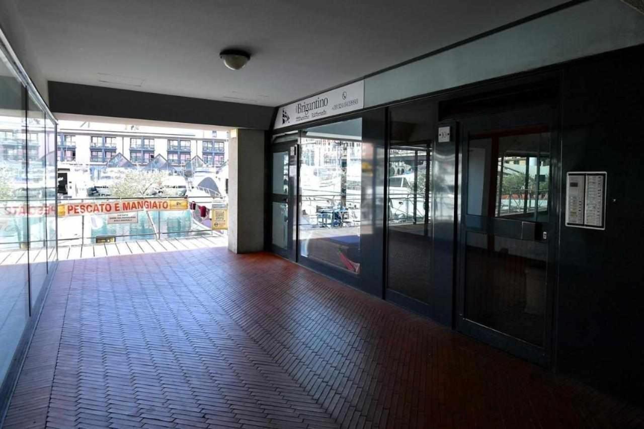 H2Ome Ponte Morosini Vicinissimo All'Acquario Genova Eksteriør billede